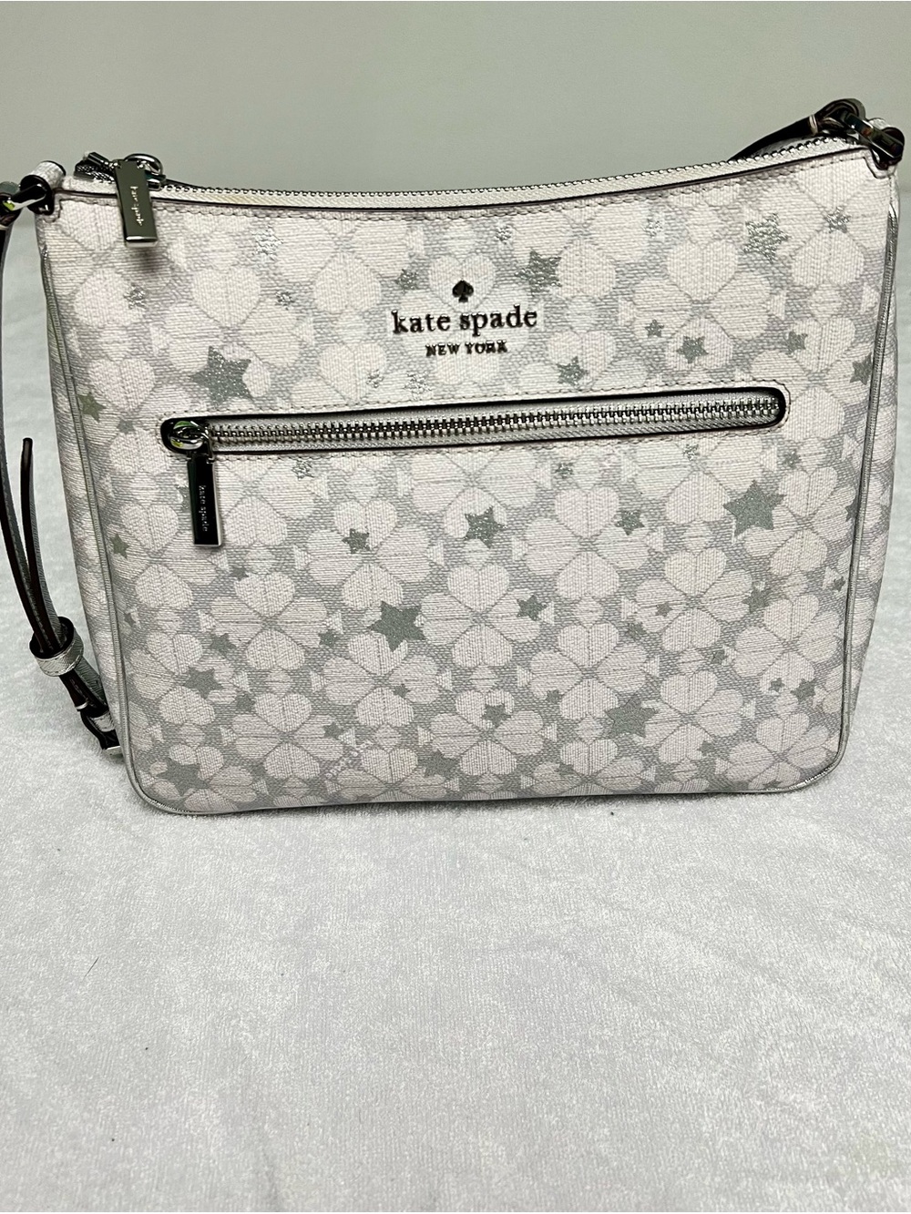 kate spade Signature Spade White and Silver Flower Swingpack Crossbody